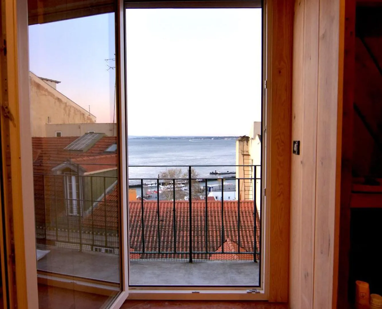 Lisbon Historical Center - Tagus View Apartment